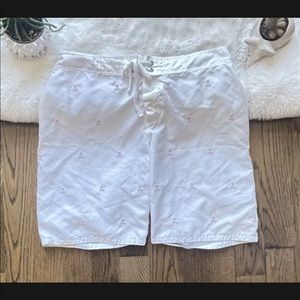 Mens White Large Swim Trunks Pink Skull Cross Bones Mesh Lined Board Shorts EUC